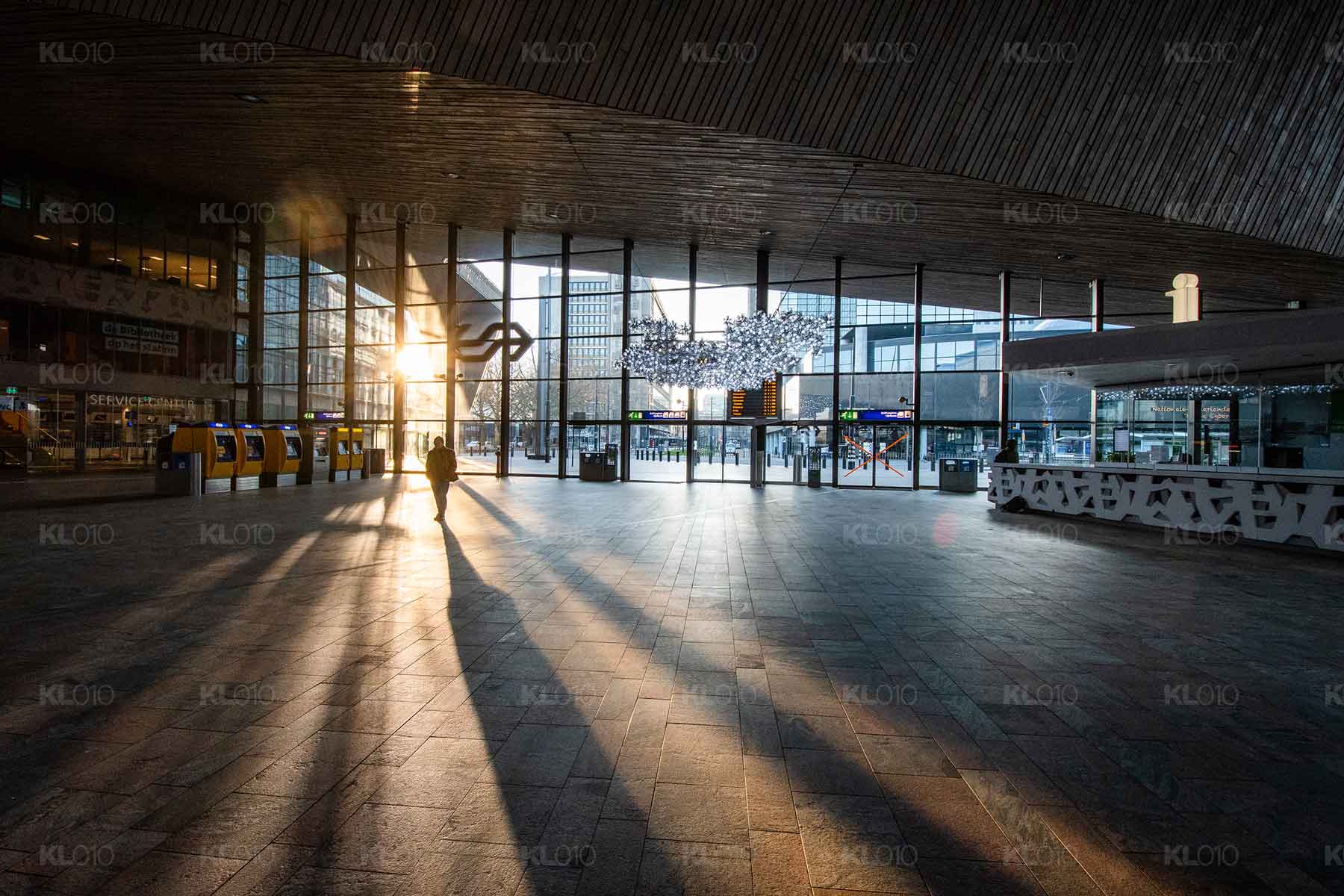 Rotterdam Centraal in de vroegte
