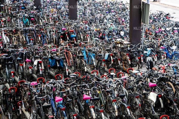 010 Op de fiets - Rotterdam Centraal Station
