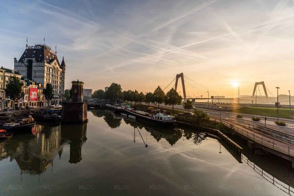 Het Wittehuis en Willems aan de haven - Foto Haven Rotterdam