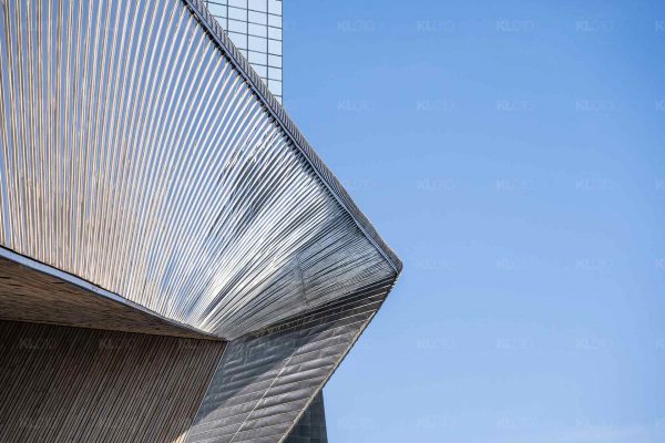 Aluminium, hout, staal en glas - Rotterdam Centraal